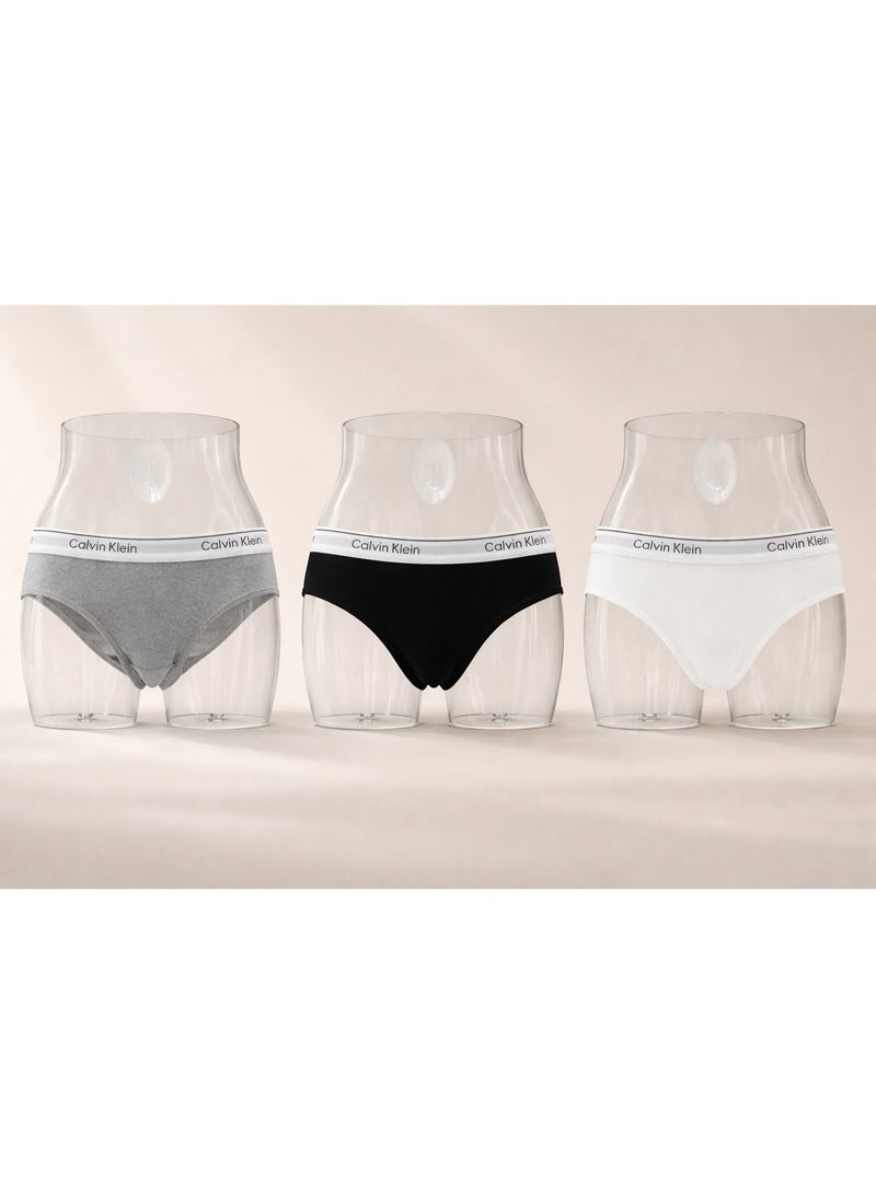 كالفن كلاين بيرفورمانس طقم بانتي حريمي  من 3 قطع قطن ناعم، تصميم مريح، خامة عالية الجودة، مثالي للاستخدام اليومي - مقاس  اكس لارج - Image 1